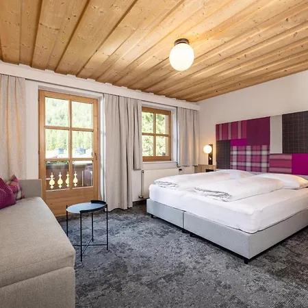 Kinder- & Gletscherhotel Hintertuxerhof Hotel Tux