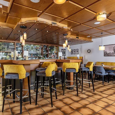 Kinder- & Gletscherhotel Hintertuxerhof 4* Tux