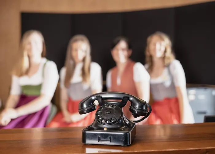 キンダー ＆ グレチッチャーホテル ヒンタートックサーホフ 4*