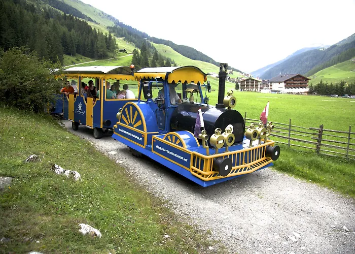 ホテル キンダー ＆ グレチッチャーホテル ヒンタートックサーホフ 4*