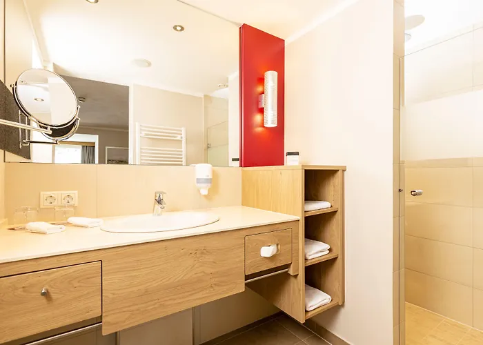 ホテル キンダー ＆ グレチッチャーホテル ヒンタートックサーホフ