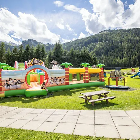 Kinder- & Gletscherhotel Hintertuxerhof Hotel Tux