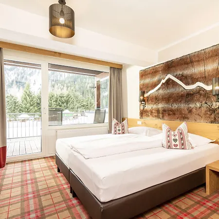 Kinder- & Gletscherhotel Hintertuxerhof 4*