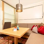 Kinder- & Gletscherhotel Hintertuxerhof Otel 4*
